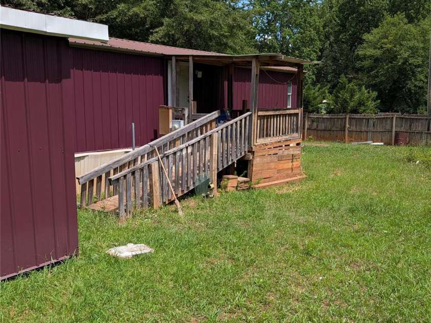 2339 Journeys Pass, Newton, NC 28658.  MLS# CAR4405544, YatesRealty ID 39041. 