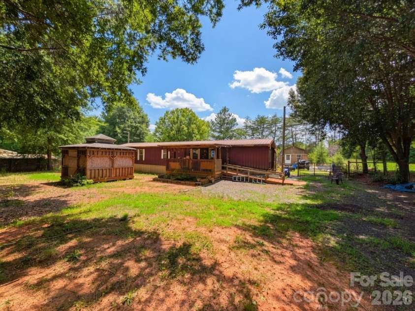 2339 Journeys Pass, Newton, NC 28658.  MLS# CAR4405544, YatesRealty ID 39041. 