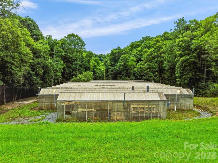 961 Wilson Branch Road, Mars Hill, NC 28754.  MLS# CAR4406664, YatesRealty ID 39042. Greenhouse