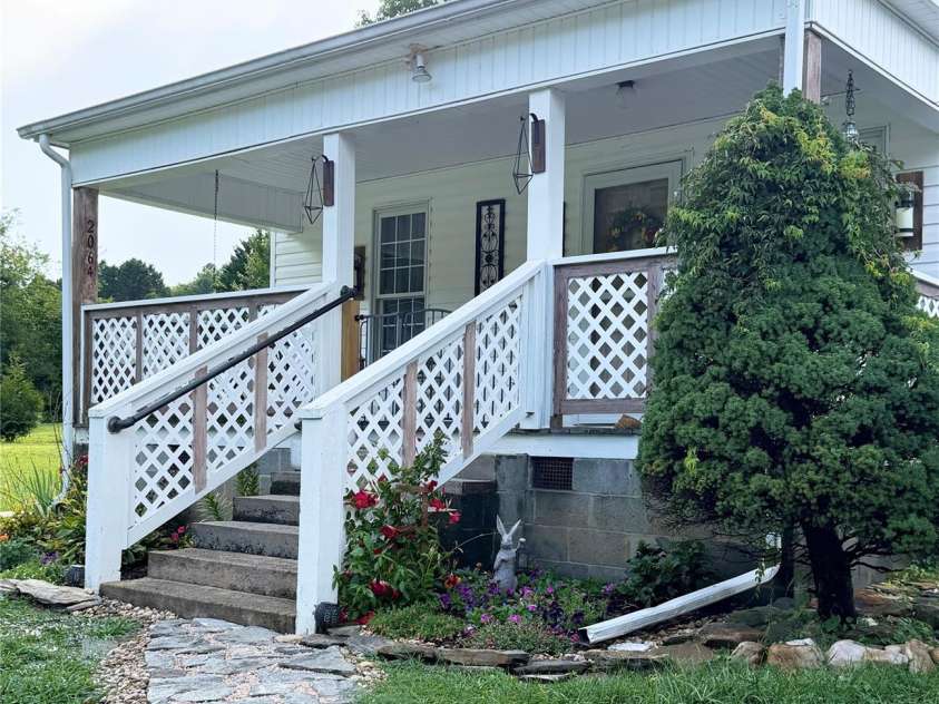 2064 Alberton Lane, Lenoir, NC 28645.  MLS# CAR4406195, YatesRealty ID 39045. 