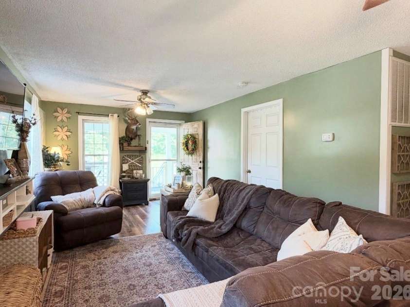 2064 Alberton Lane, Lenoir, NC 28645.  MLS# CAR4406195, YatesRealty ID 39045. 
