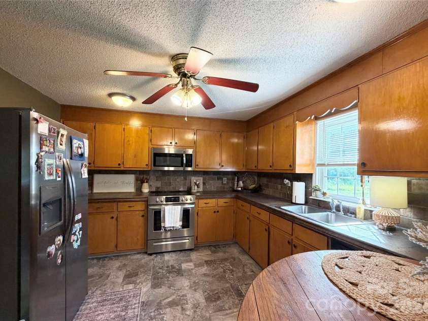 2064 Alberton Lane, Lenoir, NC 28645.  MLS# CAR4406195, YatesRealty ID 39045. 