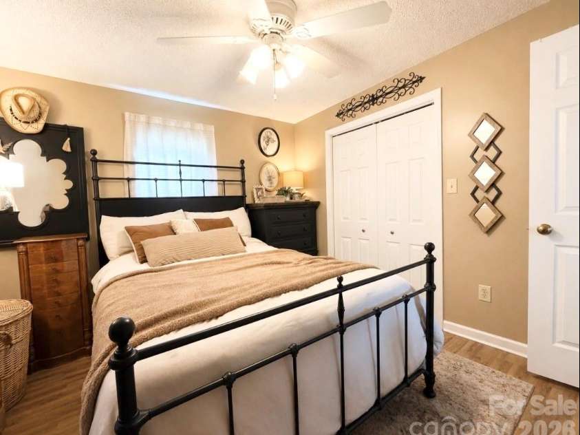 2064 Alberton Lane, Lenoir, NC 28645.  MLS# CAR4406195, YatesRealty ID 39045. 