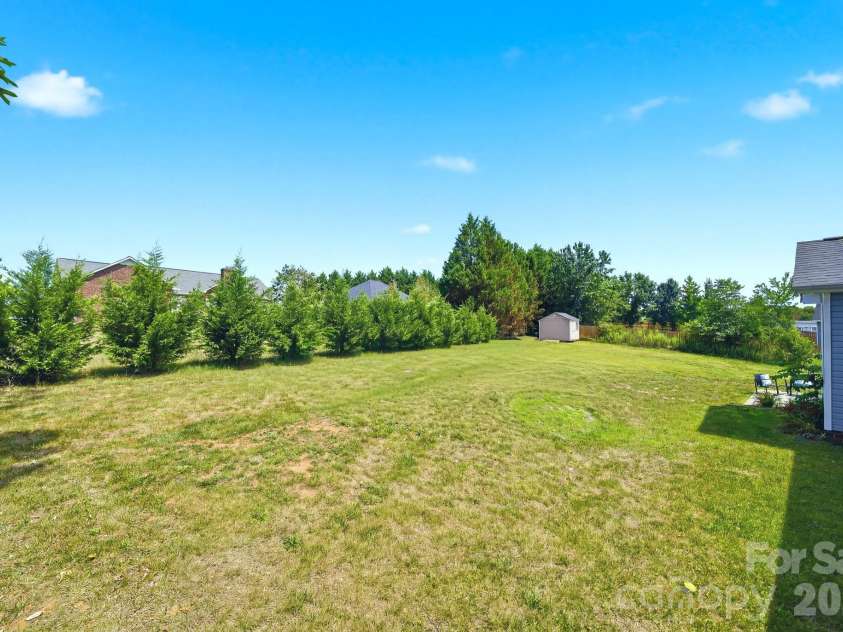 105 Hidden Spring Drive, Salisbury, NC 28147.  MLS# CAR4398555, YatesRealty ID 39046. 