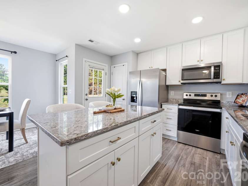 105 Hidden Spring Drive, Salisbury, NC 28147.  MLS# CAR4398555, YatesRealty ID 39046. Kitchen