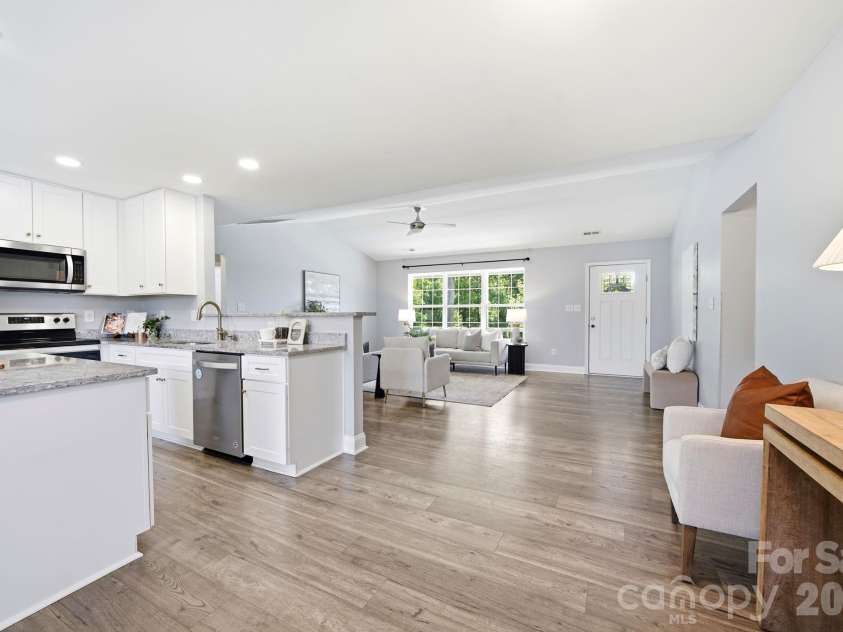105 Hidden Spring Drive, Salisbury, NC 28147.  MLS# CAR4398555, YatesRealty ID 39046. Living Area