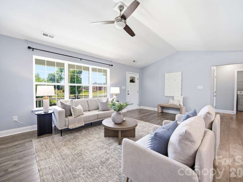 105 Hidden Spring Drive, Salisbury, NC 28147.  MLS# CAR4398555, YatesRealty ID 39046. Living Room