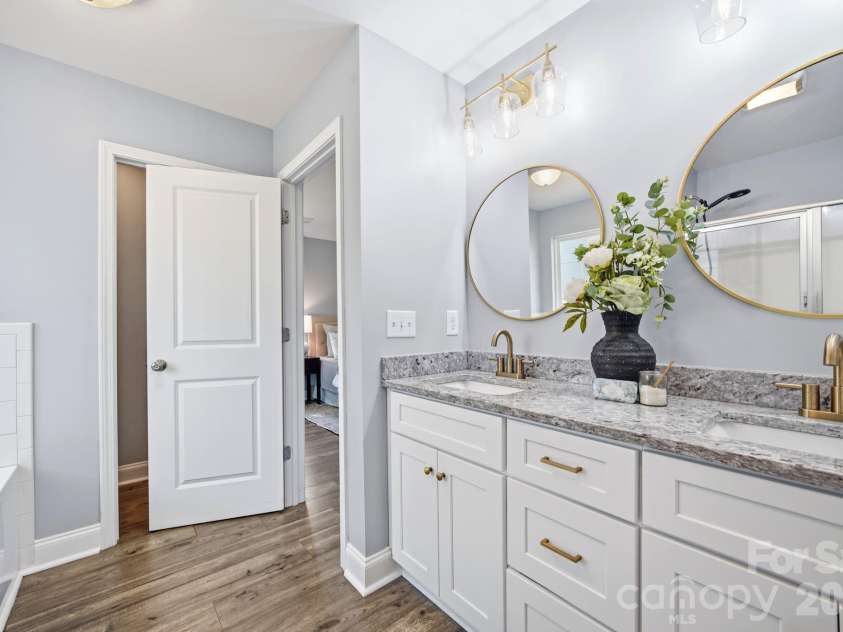 105 Hidden Spring Drive, Salisbury, NC 28147.  MLS# CAR4398555, YatesRealty ID 39046. Primary Bathroom