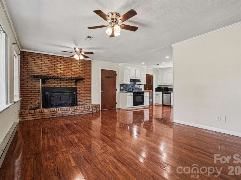 2403 Chevaron Drive, Concord, NC 28025.  MLS# CAR4392827, YatesRealty ID 39047. 