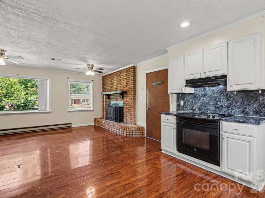 2403 Chevaron Drive, Concord, NC 28025.  MLS# CAR4392827, YatesRealty ID 39047. 