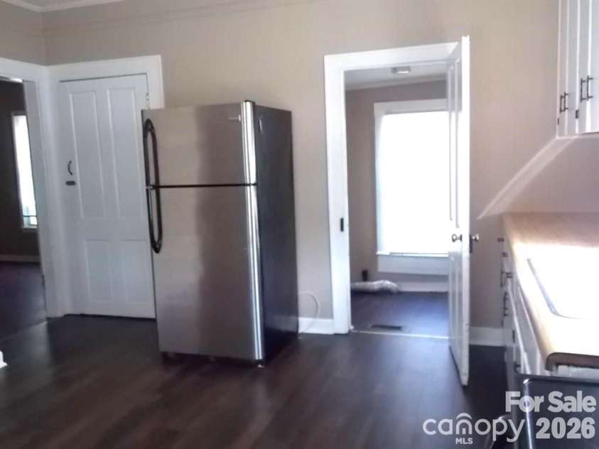 928 10th Street, Lancaster, SC 29720.  MLS# CAR4402854, YatesRealty ID 39049. 