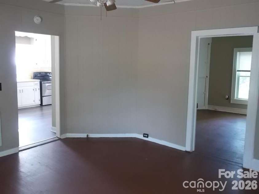 928 10th Street, Lancaster, SC 29720.  MLS# CAR4402854, YatesRealty ID 39049. 