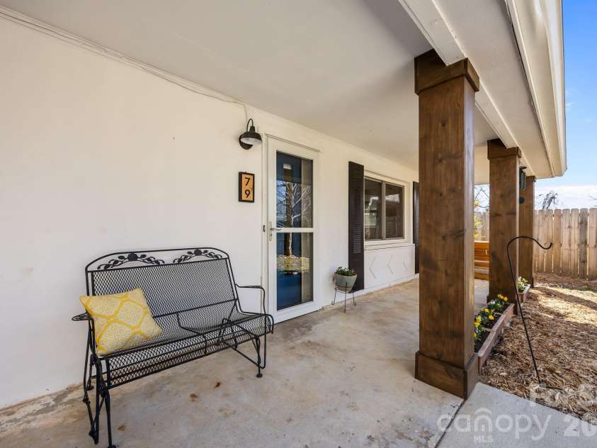 79 Bellevue Road, Asheville, NC 28803.  MLS# CAR4336986, YatesRealty ID 3905. 