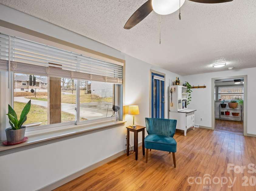 79 Bellevue Road, Asheville, NC 28803.  MLS# CAR4336986, YatesRealty ID 3905. 
