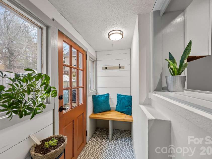 79 Bellevue Road, Asheville, NC 28803.  MLS# CAR4336986, YatesRealty ID 3905. 