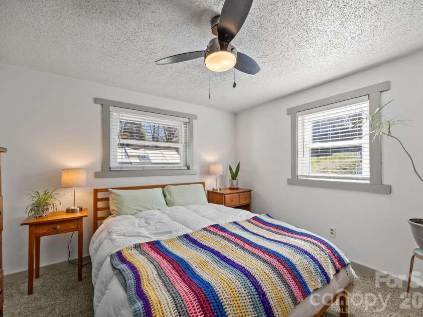 79 Bellevue Road, Asheville, NC 28803.  MLS# CAR4336986, YatesRealty ID 3905. 