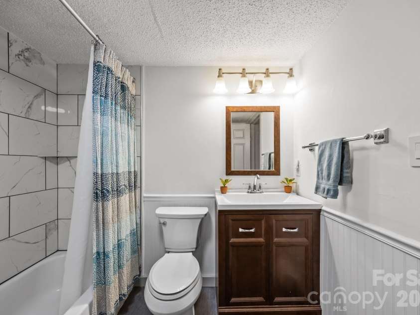 79 Bellevue Road, Asheville, NC 28803.  MLS# CAR4336986, YatesRealty ID 3905. 
