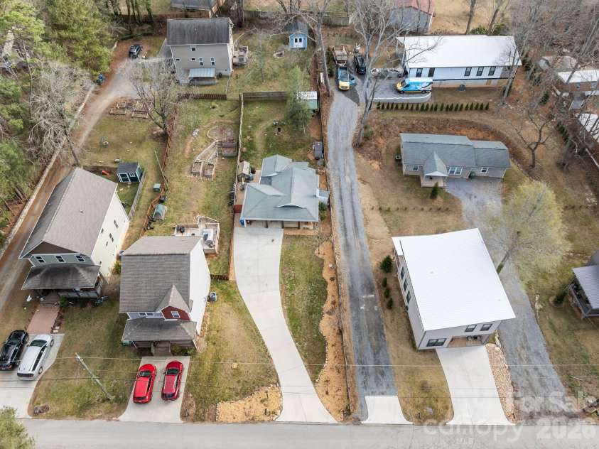 79 Bellevue Road, Asheville, NC 28803.  MLS# CAR4336986, YatesRealty ID 3905. 