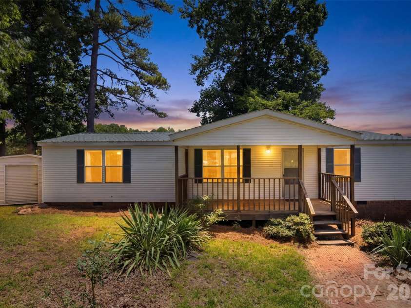 146 Mcintyre Road, Cherryville, NC 28021.  MLS# CAR4403528, YatesRealty ID 39050. 