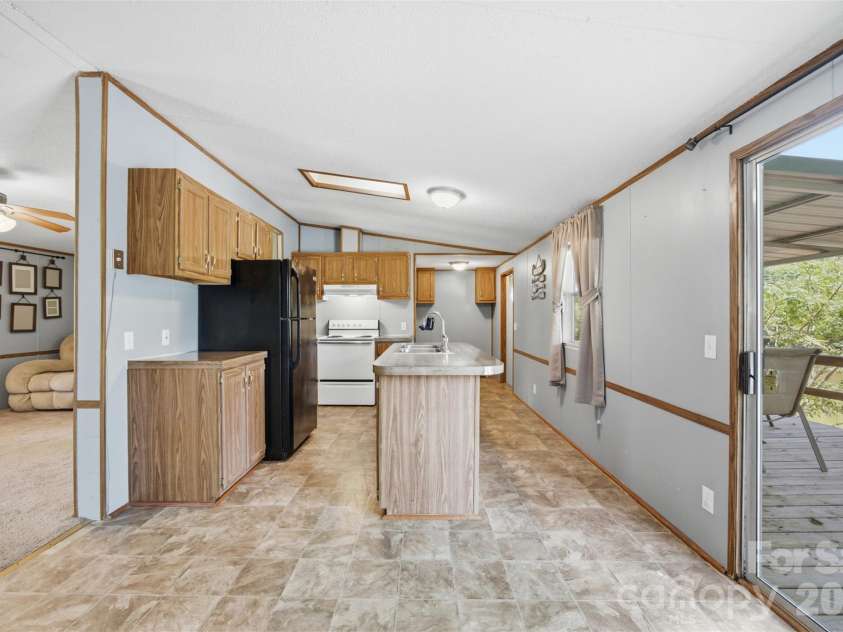 146 Mcintyre Road, Cherryville, NC 28021.  MLS# CAR4403528, YatesRealty ID 39050. 