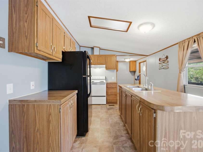 146 Mcintyre Road, Cherryville, NC 28021.  MLS# CAR4403528, YatesRealty ID 39050. 