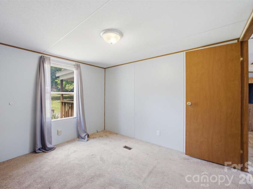 146 Mcintyre Road, Cherryville, NC 28021.  MLS# CAR4403528, YatesRealty ID 39050. 
