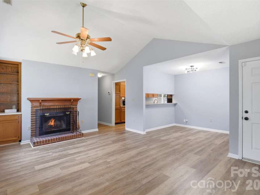 12615 Delman Lane, Pineville, NC 28134.  MLS# CAR4399932, YatesRealty ID 39051. 