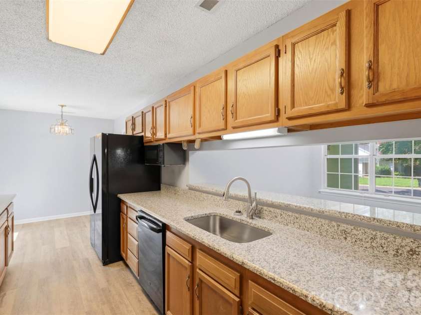 12615 Delman Lane, Pineville, NC 28134.  MLS# CAR4399932, YatesRealty ID 39051. 