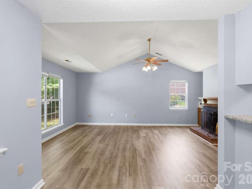 12615 Delman Lane, Pineville, NC 28134.  MLS# CAR4399932, YatesRealty ID 39051. 