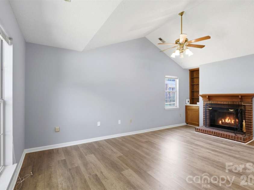 12615 Delman Lane, Pineville, NC 28134.  MLS# CAR4399932, YatesRealty ID 39051. 