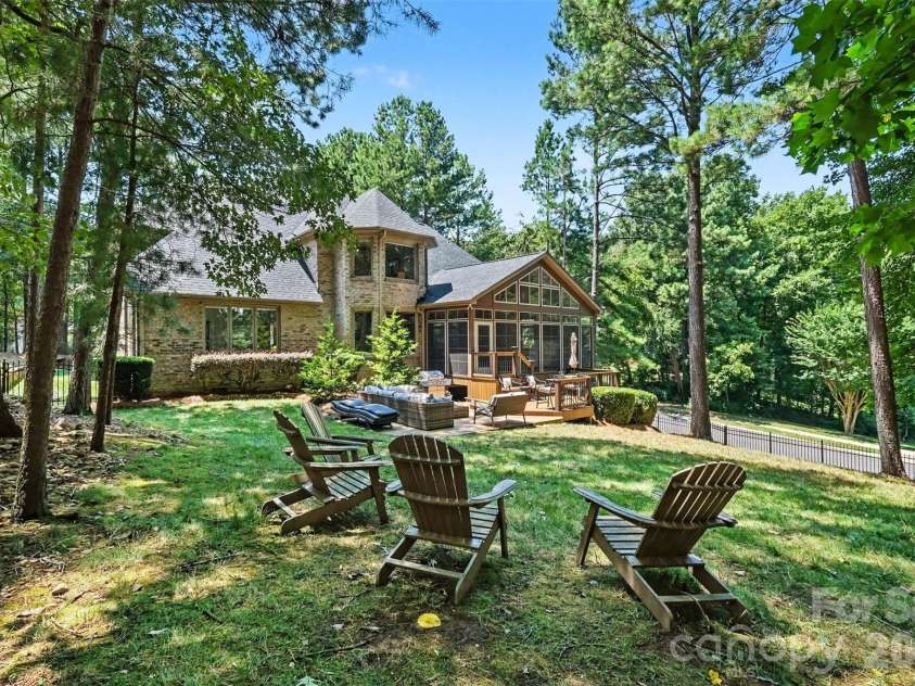 109 Whiterock Drive, Mount Holly, NC 28120.  MLS# CAR4402234, YatesRealty ID 39053. 