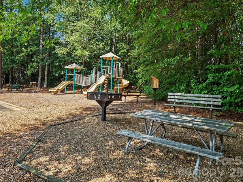 109 Whiterock Drive, Mount Holly, NC 28120.  MLS# CAR4402234, YatesRealty ID 39053. 