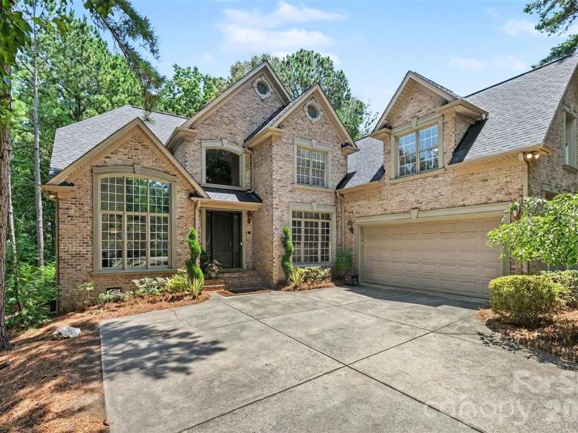 109 Whiterock Drive, Mount Holly, NC 28120.  MLS# CAR4402234, YatesRealty ID 39053. 