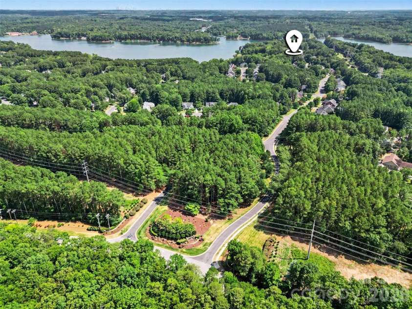 109 Whiterock Drive, Mount Holly, NC 28120.  MLS# CAR4402234, YatesRealty ID 39053. 