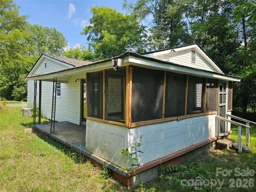 234 Watts Court, Rock Hill, SC 29730.  MLS# CAR4404763, YatesRealty ID 39054. 