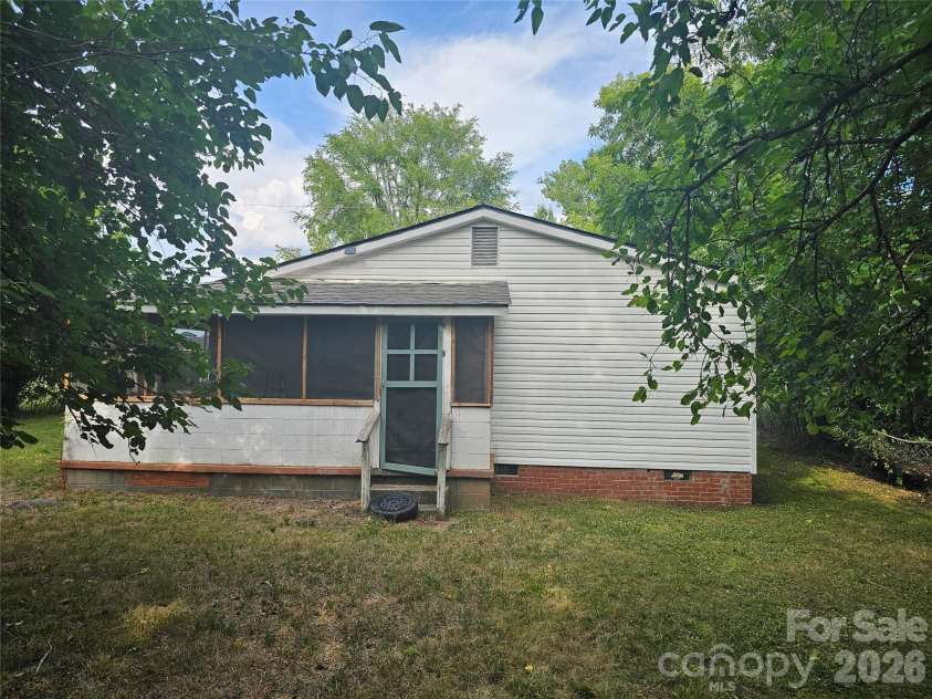 234 Watts Court, Rock Hill, SC 29730.  MLS# CAR4404763, YatesRealty ID 39054. 