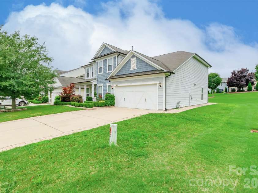 1080 Crescent Moon Drive, Fort Mill, SC 29715.  MLS# CAR4404621, YatesRealty ID 39055. 