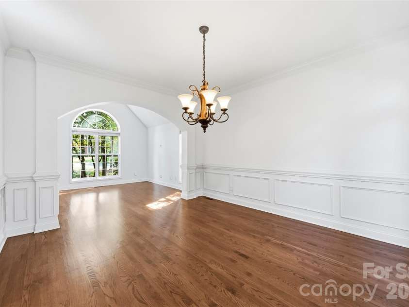 1703 Caddy Court, Matthews, NC 28104.  MLS# CAR4392423, YatesRealty ID 39056. Dining/Living Room