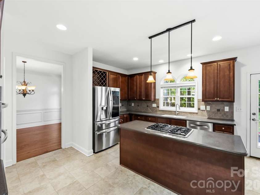 1703 Caddy Court, Matthews, NC 28104.  MLS# CAR4392423, YatesRealty ID 39056. Kitchen