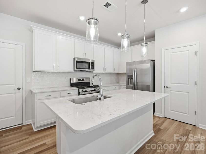 137-D Forest Lake Boulevard, Mooresville, NC 28117.  MLS# CAR4399239, YatesRealty ID 39058. 