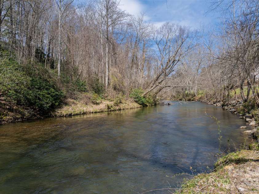 111 Eastmoor Drive, Asheville, NC 28805.  MLS# CAR4182621, YatesRealty ID 3906. Swannanoa River access