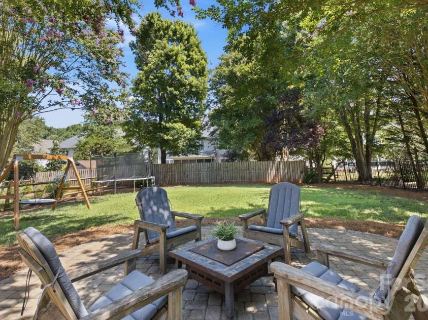 16914 Hampton Trace Road, Huntersville, NC 28078.  MLS# CAR4405129, YatesRealty ID 39062. Firepit