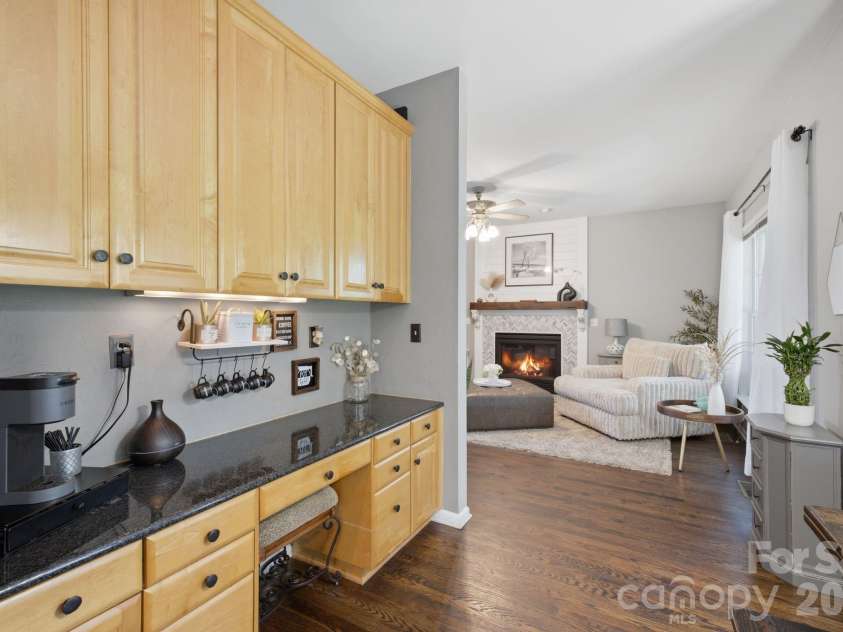 16914 Hampton Trace Road, Huntersville, NC 28078.  MLS# CAR4405129, YatesRealty ID 39062. Kitchen