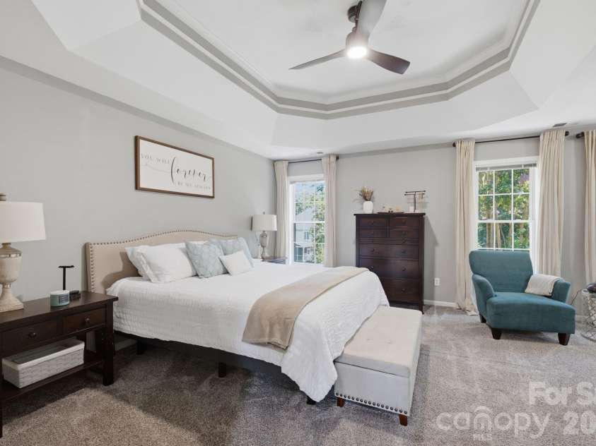 16914 Hampton Trace Road, Huntersville, NC 28078.  MLS# CAR4405129, YatesRealty ID 39062. Large Owners Suite