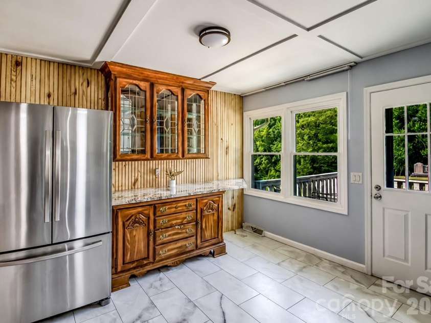2910 Old Highway 60 Highway, Ronda, NC 28670.  MLS# CAR4402333, YatesRealty ID 39064. 
