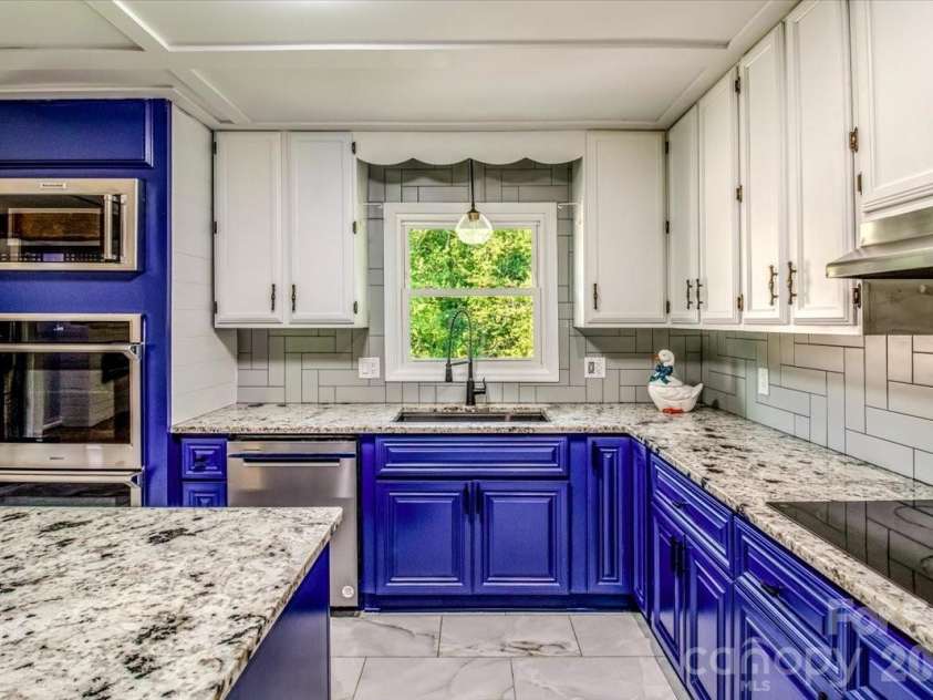 2910 Old Highway 60 Highway, Ronda, NC 28670.  MLS# CAR4402333, YatesRealty ID 39064. Kitchen