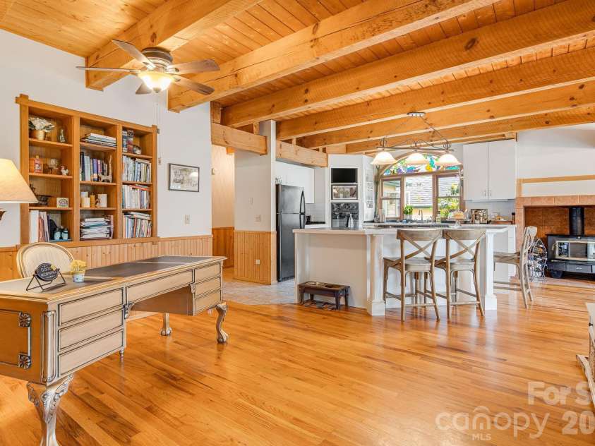 200 Black Hawk Trail, Waynesville, NC 28785.  MLS# CAR4404576, YatesRealty ID 39066. 