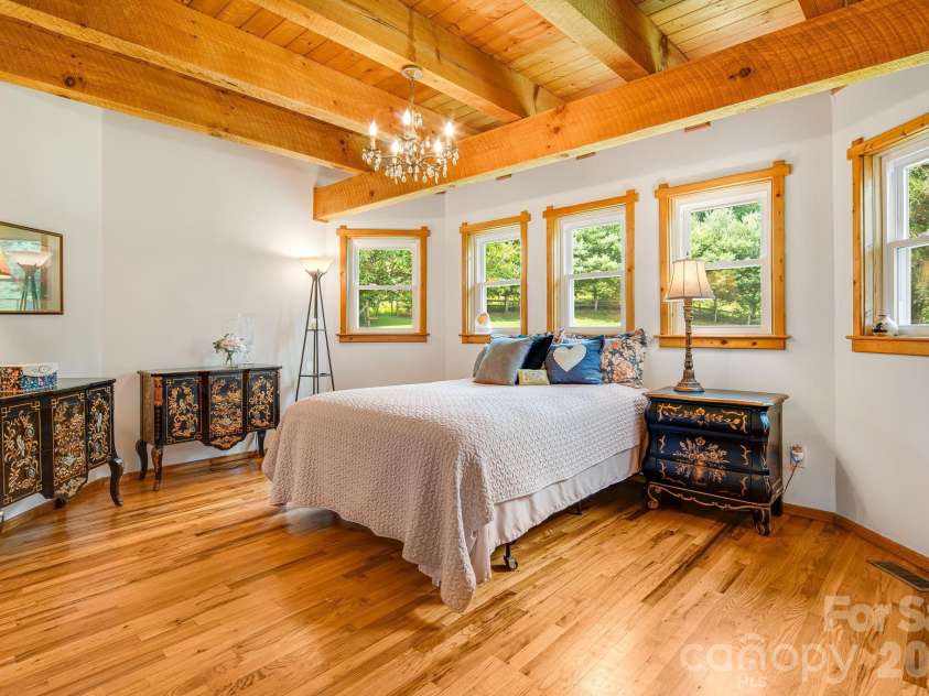 200 Black Hawk Trail, Waynesville, NC 28785.  MLS# CAR4404576, YatesRealty ID 39066. 