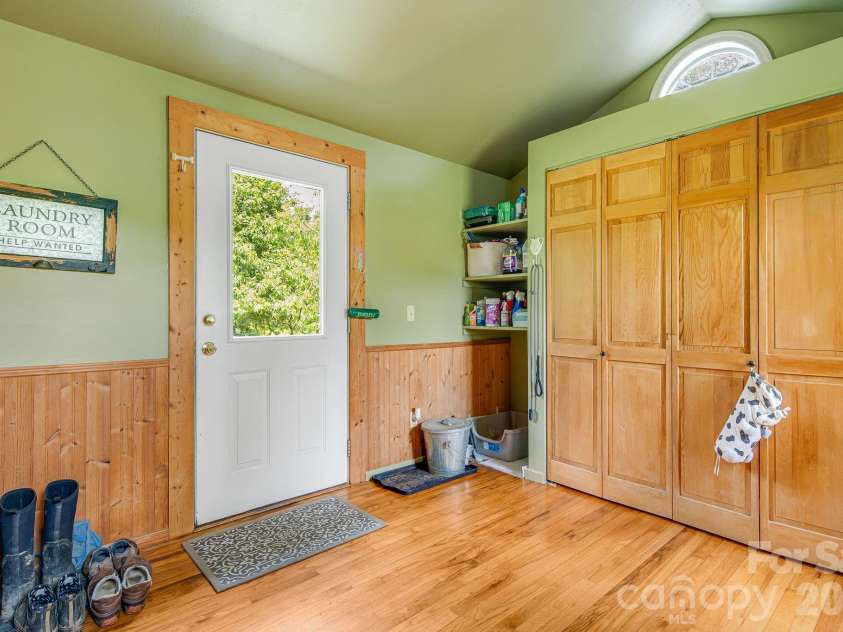 200 Black Hawk Trail, Waynesville, NC 28785.  MLS# CAR4404576, YatesRealty ID 39066. 