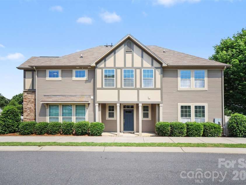 824 Ayrshire Avenue, Fort Mill, SC 29708.  MLS# CAR4396910, YatesRealty ID 39067. 